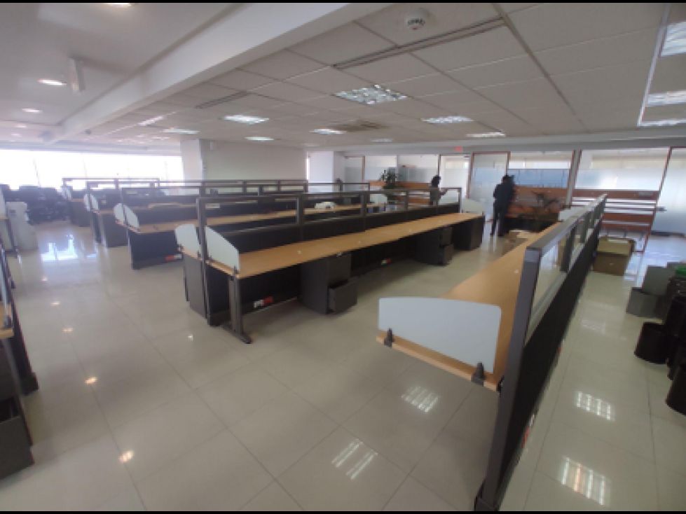 Oficina en arriendo Cundinamarca Bogotá San Martin 486 m2 Habitaciones 0 Baños 10 Garajes 19 Precio $36450000