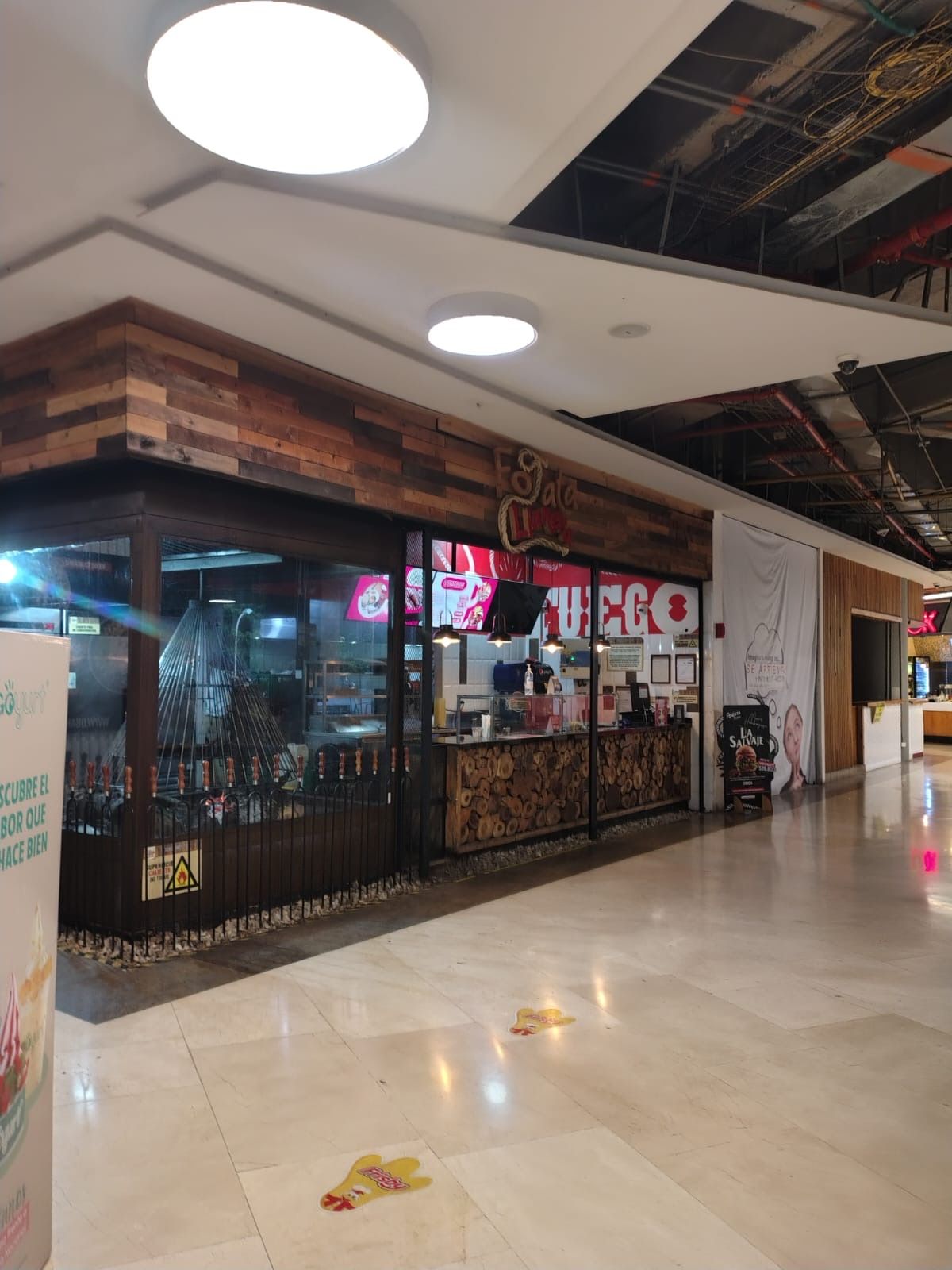 Local en venta Valle Del Cauca Cali Unidad Residencial Santiago De Cali 40 m2 Habitaciones 0 Baños 0 Garajes 0 Precio $1150000000