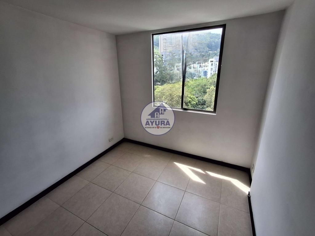 Apartamento en arriendo Antioquia Medellín Villanueva 60 m2 Habitaciones 2 Baños 2 Garajes 0 Precio $2400000