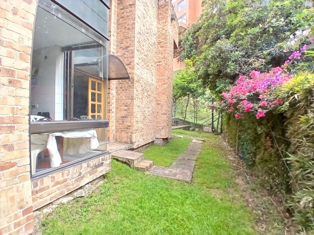 Casa en venta Cundinamarca Bogotá Niza Suba 426 m2 Habitaciones 4 Baños 4 Garajes 4 Precio $1800000000