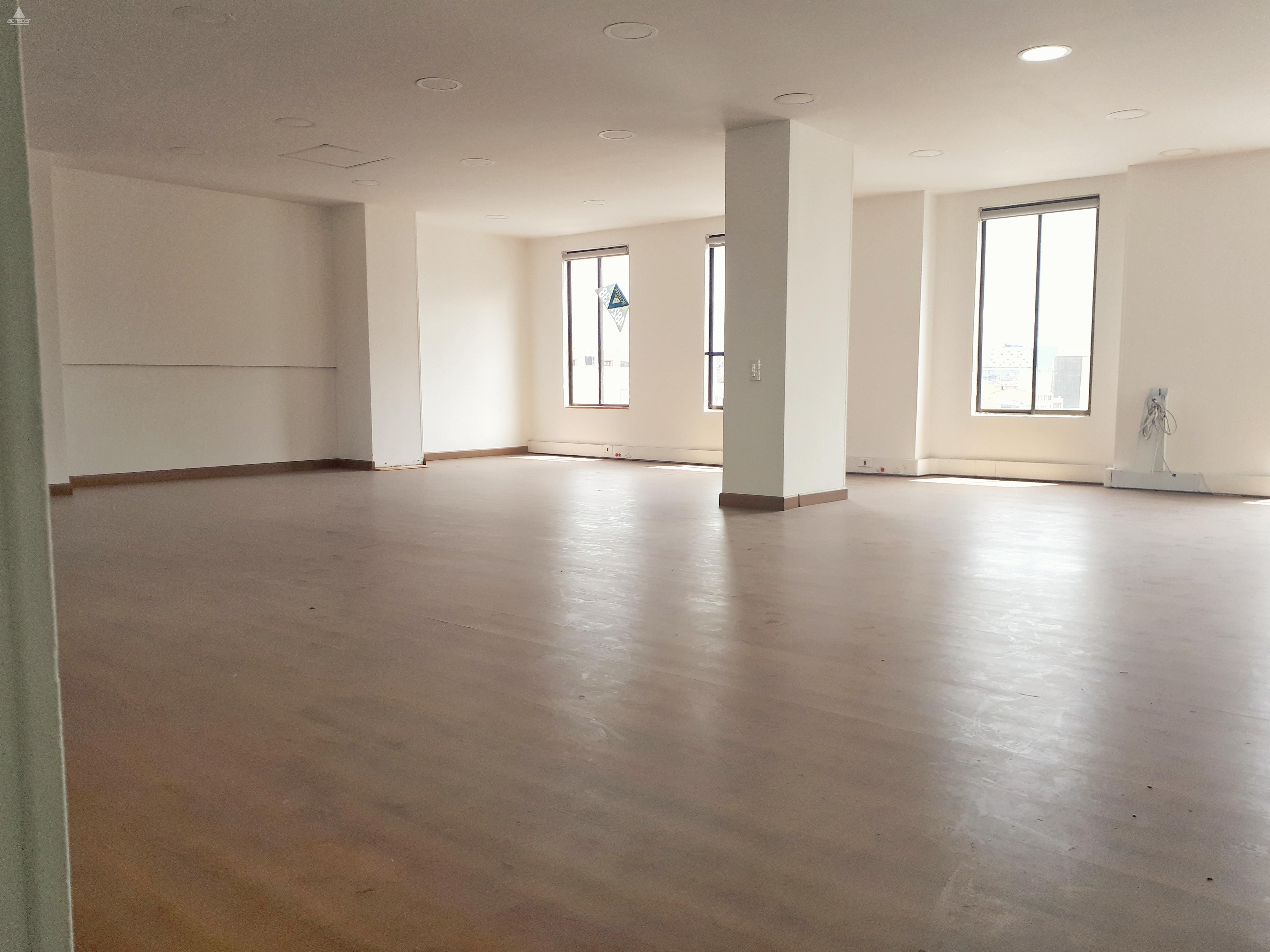 Oficina en arriendo Cundinamarca Bogotá El Espartillal 132 m2 Habitaciones 0 Baños 2 Garajes 1 Precio $10479471