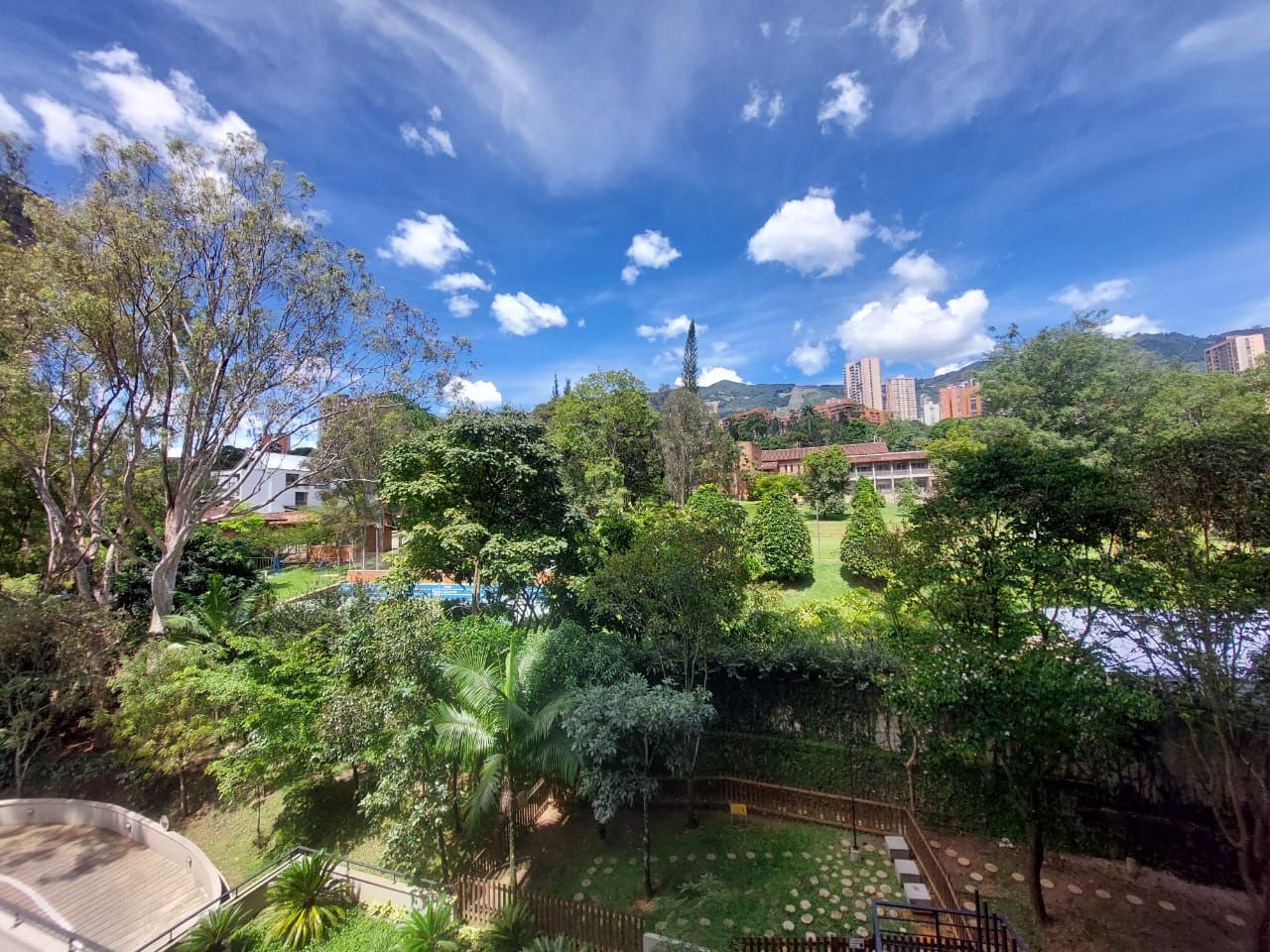 Suite en arriendo Antioquia Medellín El Diamante No2 92 m2 Habitaciones 2 Baños 3 Garajes 2 Precio $5500000