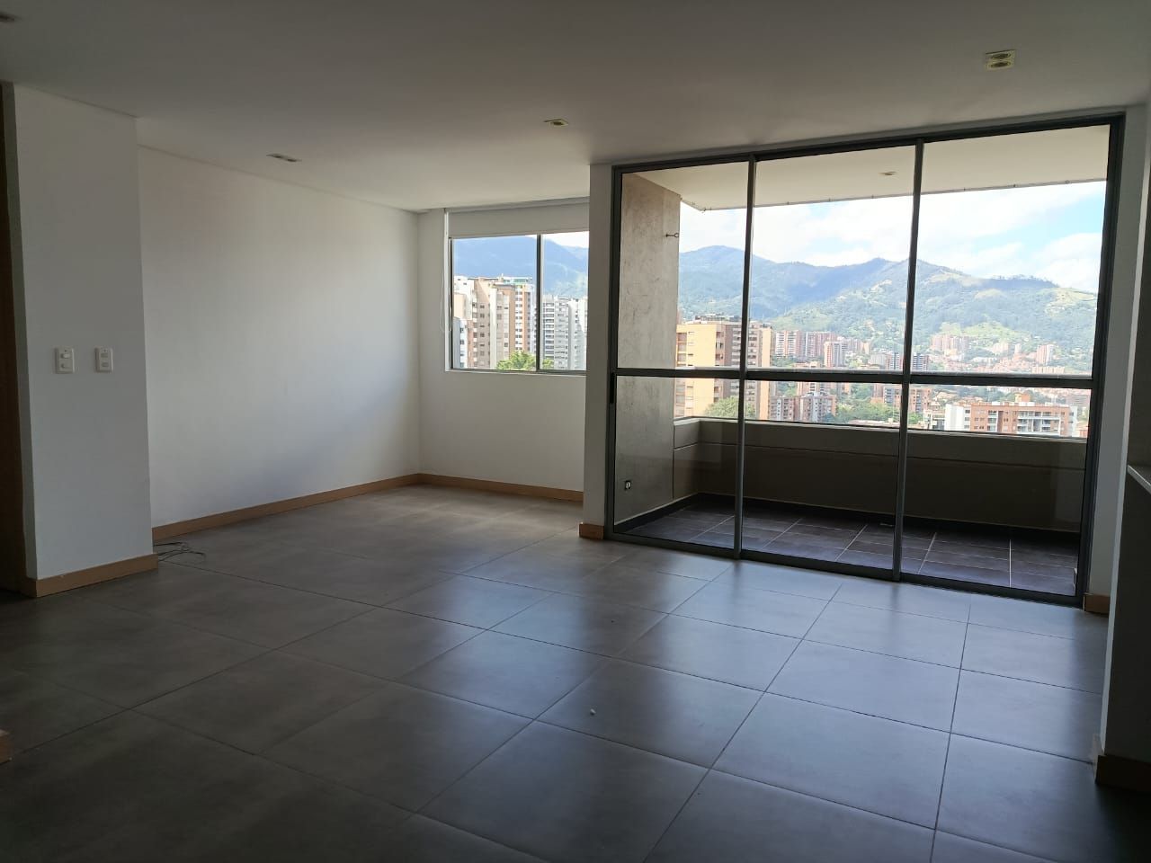 Apartamento en arriendo Antioquia Envigado Villa Grande 78 m2 Habitaciones 2 Baños 2 Garajes 1 Precio $3950000