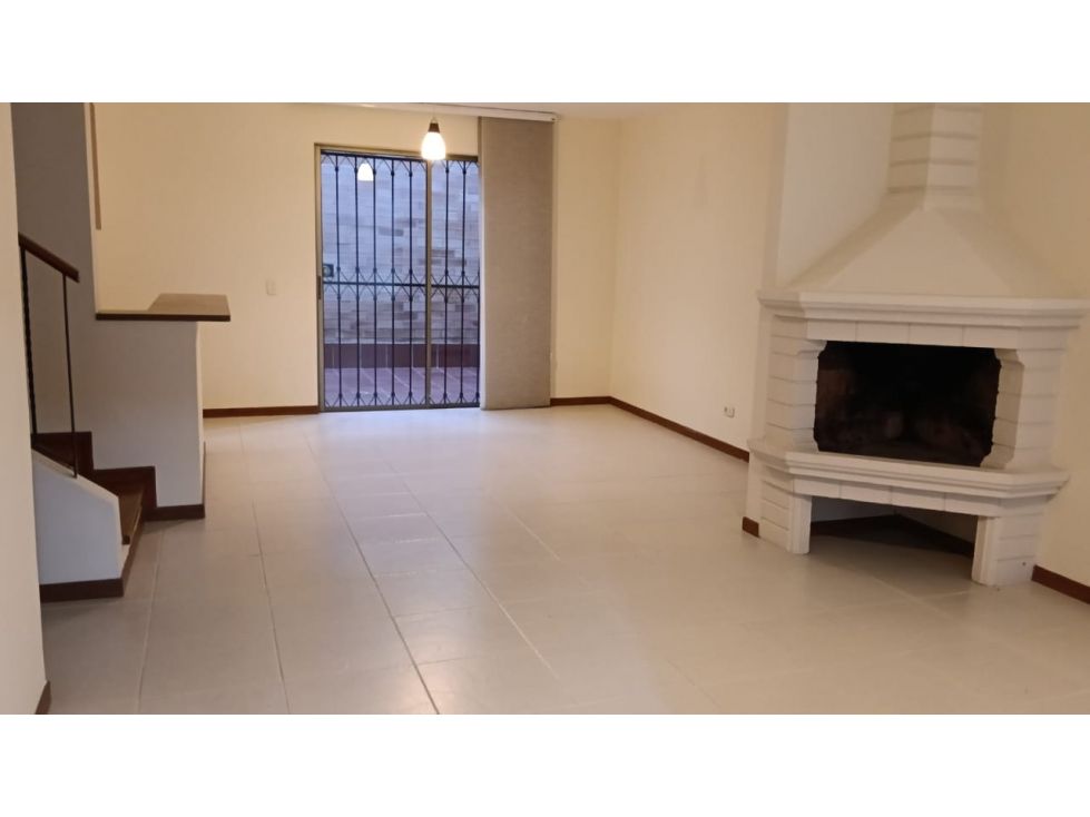 Casa en arriendo Antioquia Rionegro Gualanday 180 m2 Habitaciones 3 Baños 2 Garajes 1 Precio $3800000