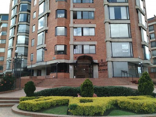 Apartamento en venta Cundinamarca Bogotá Cr El Bosque 135 m2 Habitaciones 3 Baños 3 Garajes 2 Precio $690000000