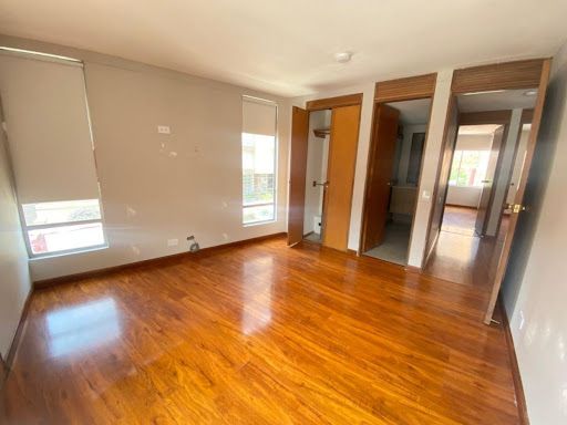 Apartamento en venta Cundinamarca Bogotá Santa Cecilia 90 m2 Habitaciones 3 Baños 2 Garajes 2 Precio $479999999