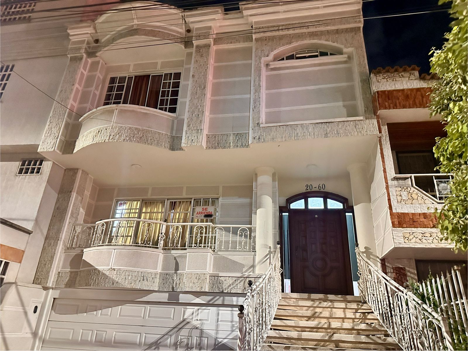 Casa en arriendo Santander Bucaramanga Provenza 300 m2 Habitaciones 4 Baños 3 Garajes 2 Precio $8000000