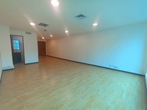 Oficina en arriendo Antioquia Medellín La Aguacatala 50 m2 Habitaciones 0 Baños 1 Garajes 1 Precio $5500000