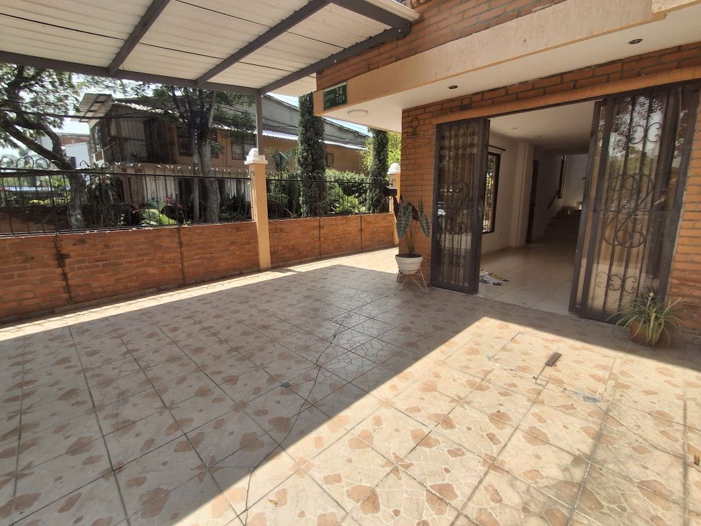 Casa en venta Valle Del Cauca Cali Olímpico 110 m2 Habitaciones 3 Baños 3 Garajes 1 Precio $420000000