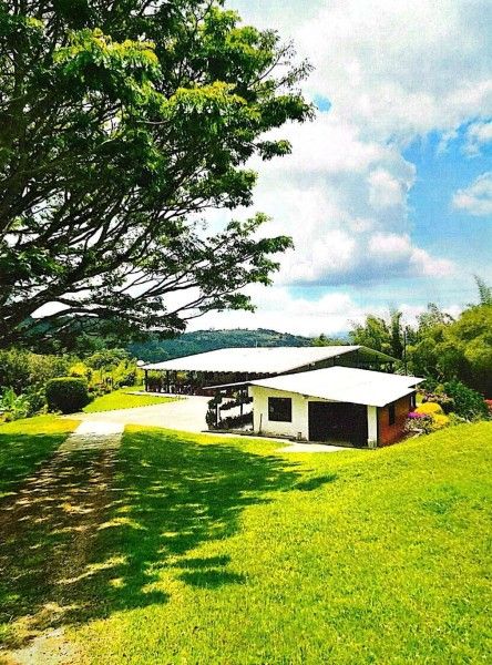 Finca en venta Valle Del Cauca La Cumbre La Cumbre 740 m2 Habitaciones 4 Baños 4 Garajes 15 Precio $500000000