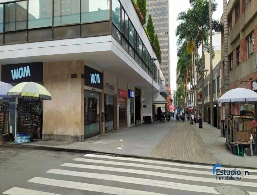 Oficina en arriendo Antioquia Medellín La Candelaria 52 m2 Habitaciones 0 Baños 2 Garajes 0 Precio $1300000