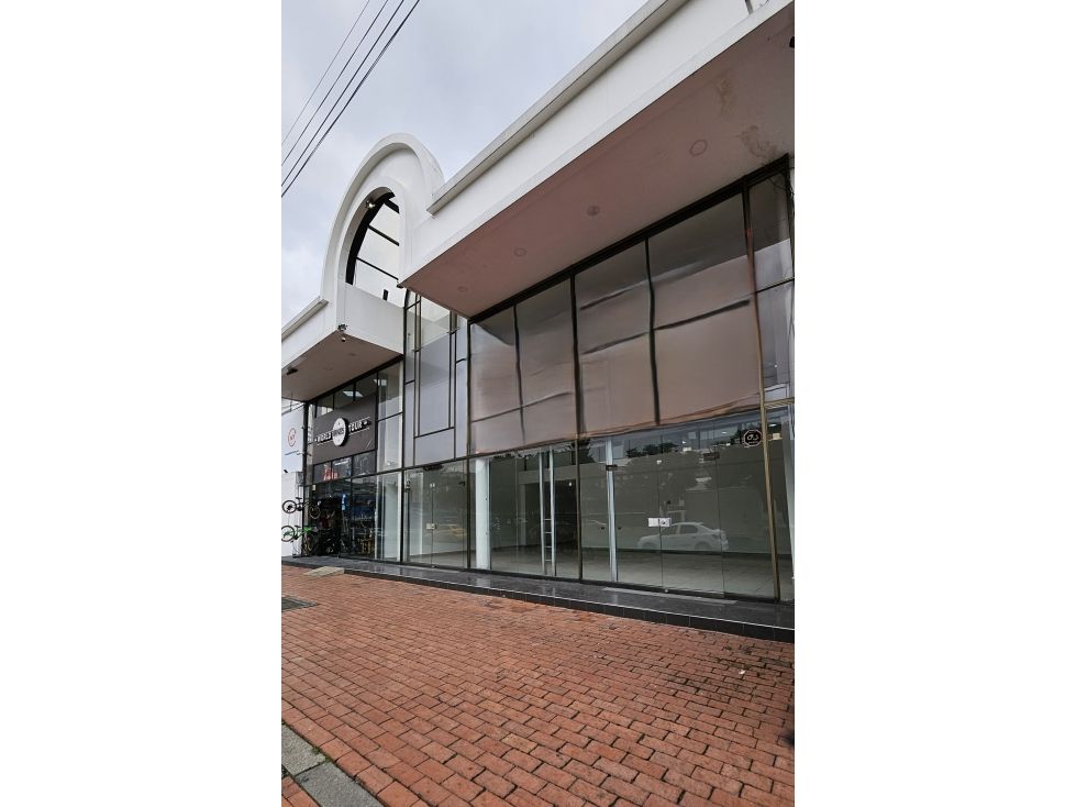 Local en arriendo Cundinamarca Bogotá Santa Barbara Occidental 260 m2 Habitaciones 0 Baños 3 Garajes 0 Precio $18900000