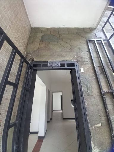 Casa en arriendo Antioquia Medellín Los Angeles 400 m2 Habitaciones 3 Baños 3 Garajes 1 Precio $12000000