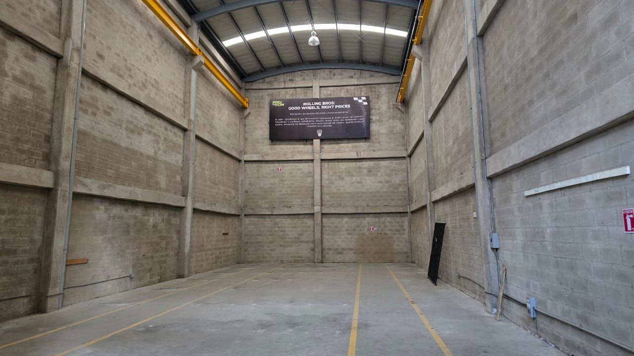 Bodega en arriendo Antioquia Itagüí Zona Rural 450 m2 Habitaciones 0 Baños 3 Garajes 1 Precio $15000000