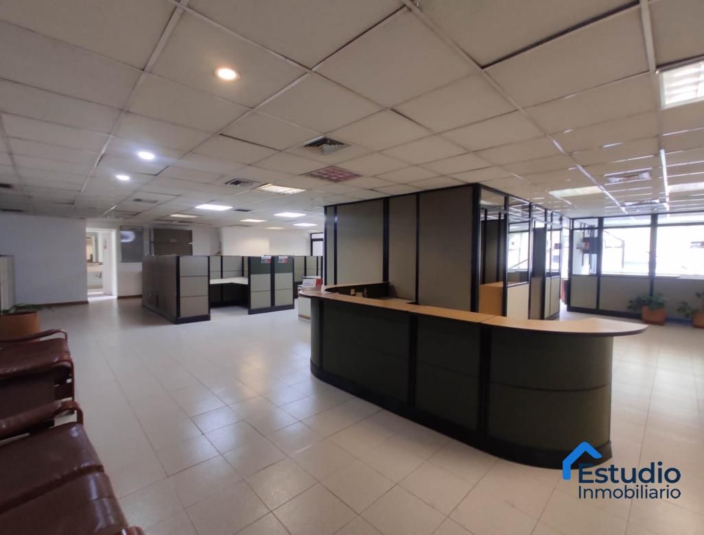 Oficina en arriendo Antioquia Medellín La Candelaria 412 m2 Habitaciones 0 Baños 5 Garajes 0 Precio $15906000