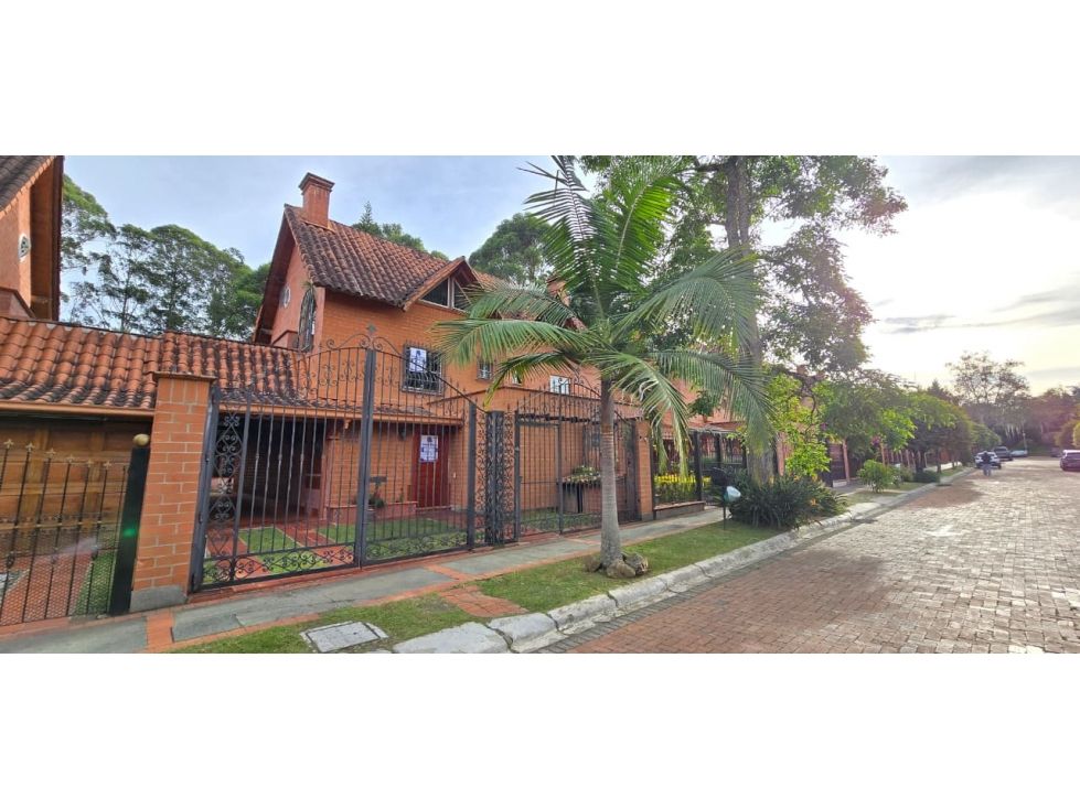 Casa Campestre en arriendo Antioquia Rionegro El Porvenir 180 m2 Habitaciones 4 Baños 4 Garajes 2 Precio $3700000