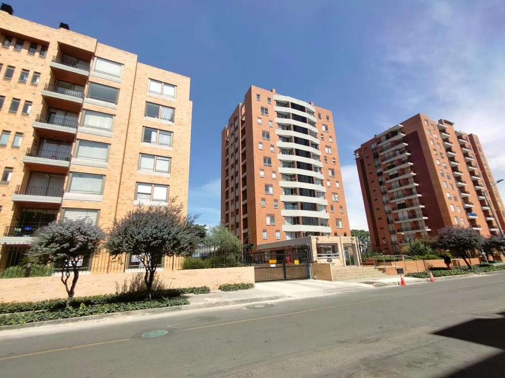 Apartamento en arriendo Cundinamarca Bogotá San José Del Prado 111 m2 Habitaciones 3 Baños 2 Garajes 2 Precio $4100000