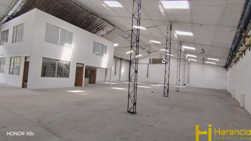 Bodega en arriendo Antioquia La Estrella La Tablaza 850 m2 Habitaciones 0 Baños 6 Garajes 0 Precio $29000000