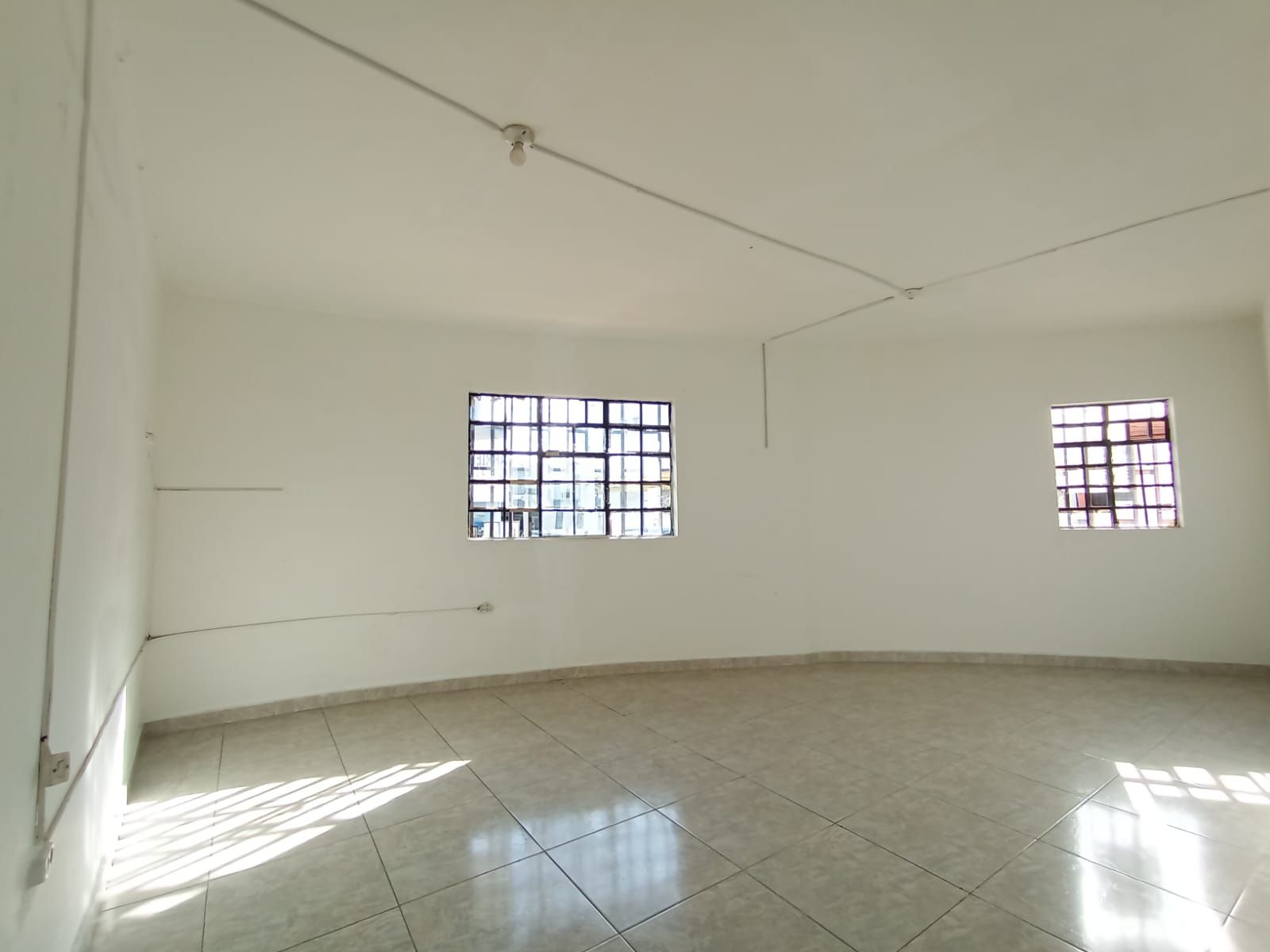 Casa en arriendo Antioquia Medellín El Chagualo 85 m2 Habitaciones 5 Baños 3 Garajes 0 Precio $2800000