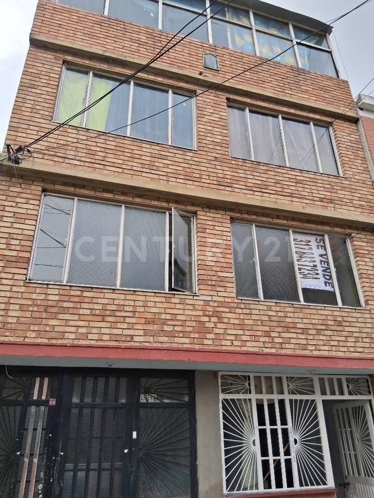 Casa en venta Cundinamarca Bogotá Monte Blanco 92 m2 Habitaciones 8 Baños 7 Garajes 0 Precio $300000000