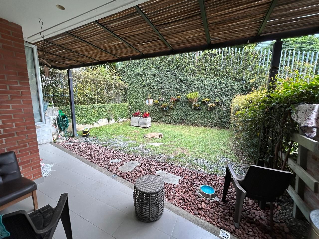 Casa en venta Antioquia Envigado Loma Del Atravesado 208 m2 Habitaciones 3 Baños 5 Garajes 4 Precio $1390000000