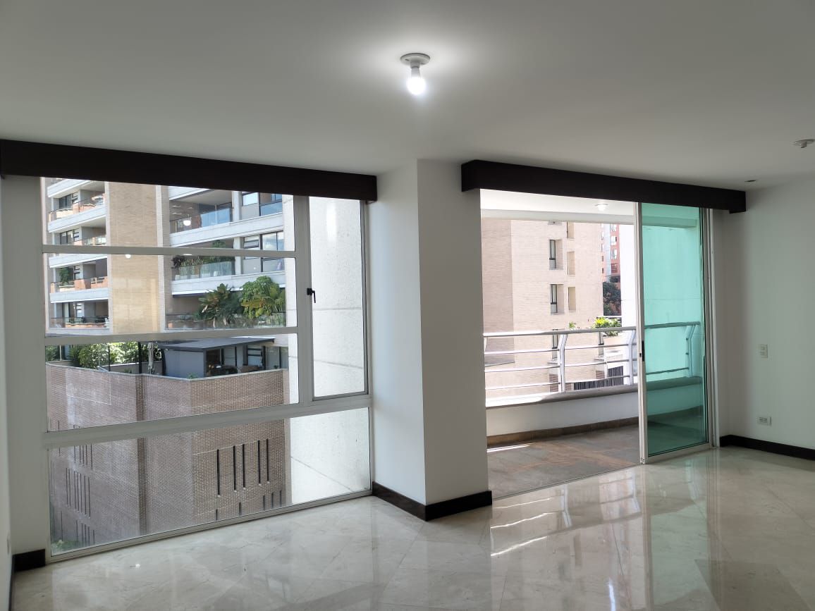 Apartamento en arriendo Antioquia Medellín Santa Maria De Los Angeles 129 m2 Habitaciones 3 Baños 3 Garajes 1 Precio $6750000