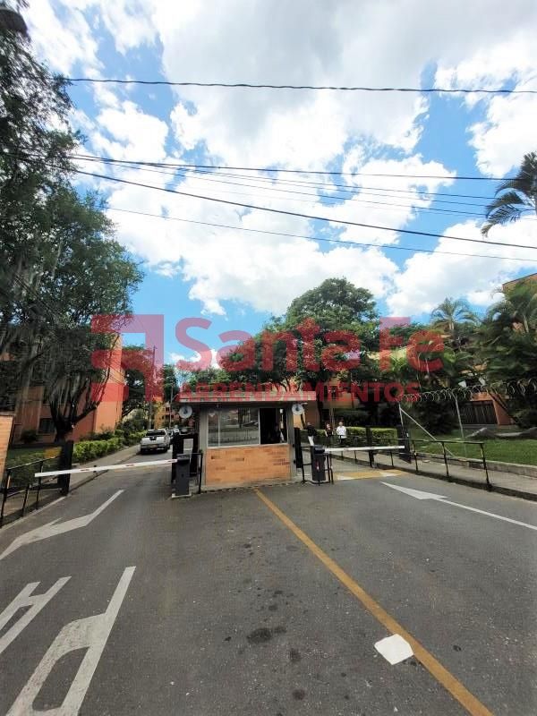 Apartamento en arriendo Antioquia Itagüí Colinas Del Sur 69 m2 Habitaciones 4 Baños 2 Garajes 0 Precio $2500000