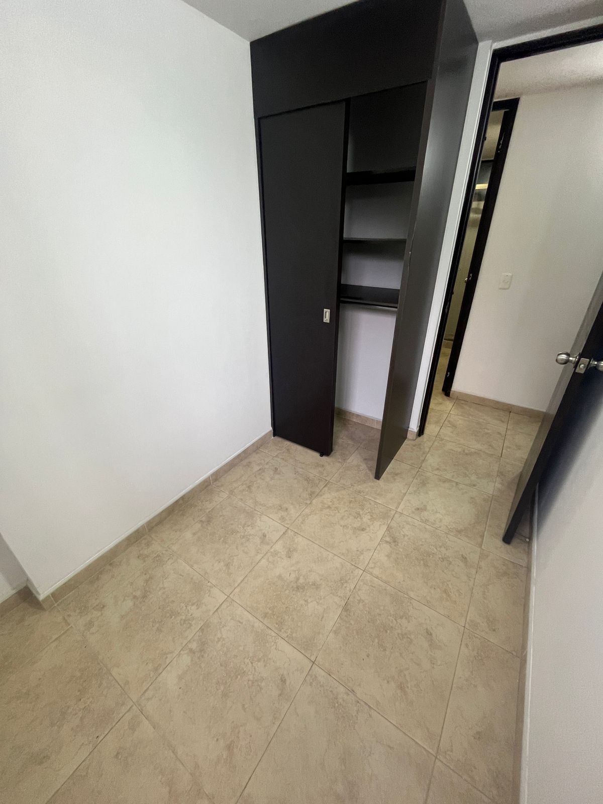 Apartamento en arriendo Antioquia Envigado La Mesa 80 m2 Habitaciones 4 Baños 2 Garajes 1 Precio $2900000