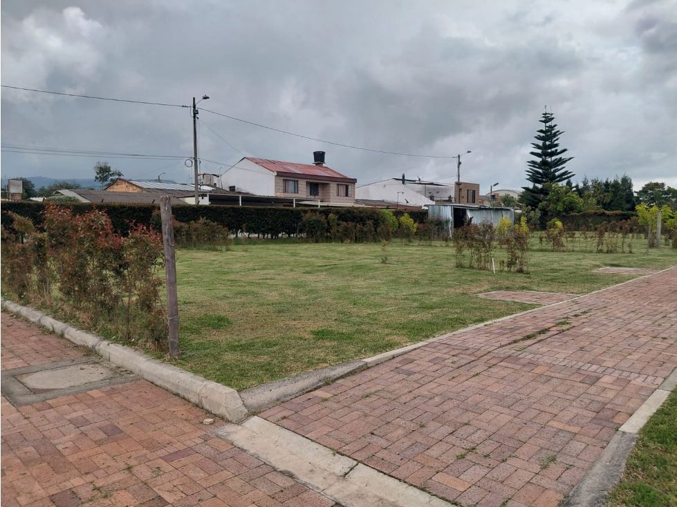 Lote en venta Cundinamarca Chía Chia 200 m2 Habitaciones 0 Baños 0 Garajes 2 Precio $350000000
