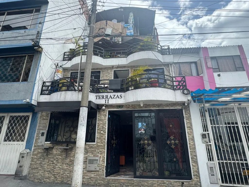 Casa en venta Cundinamarca Bogotá Super Manzana 12a 372 m2 Habitaciones 19 Baños 10 Garajes 0 Precio $1650000000