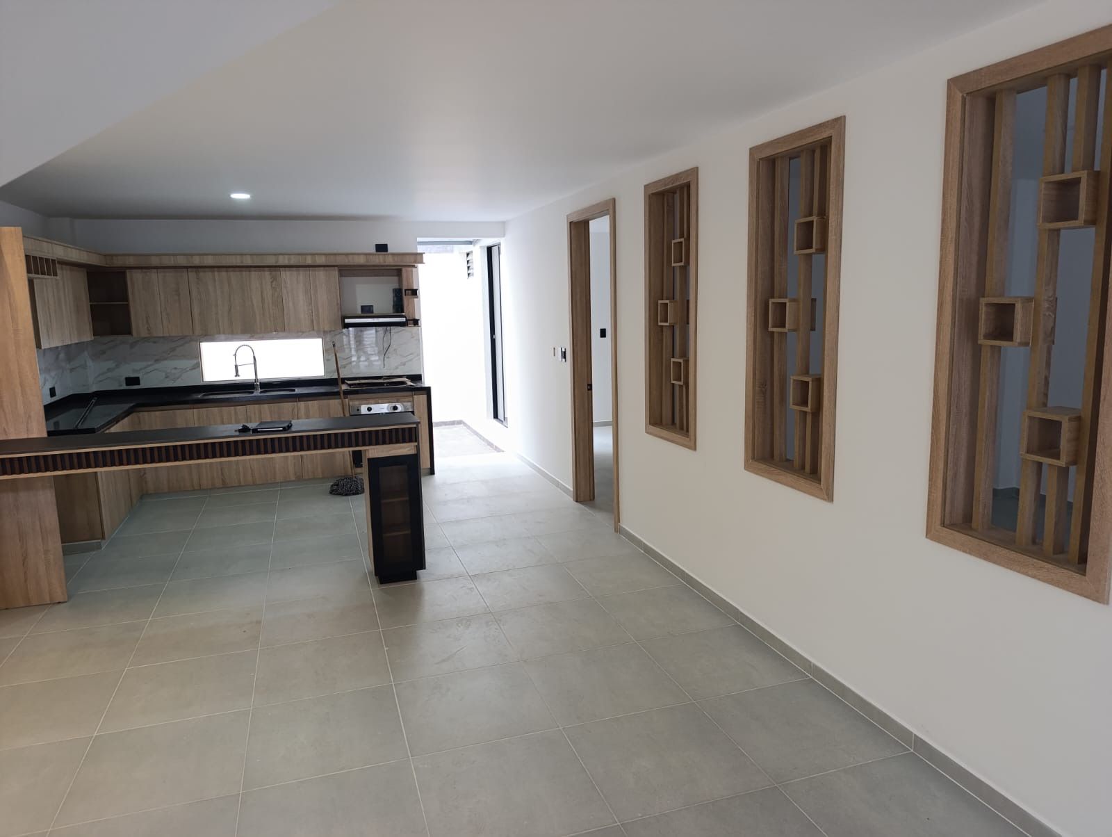 Casa en venta Valle Del Cauca Tuluá El Retiro 270 m2 Habitaciones 4 Baños 4 Garajes 2 Precio $690000000