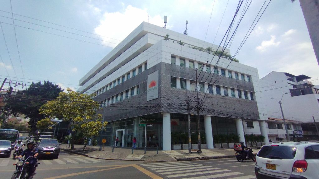 Oficina en arriendo Valle Del Cauca Cali Santa Mónica 66 m2 Habitaciones 0 Baños 2 Garajes 2 Precio $4500000