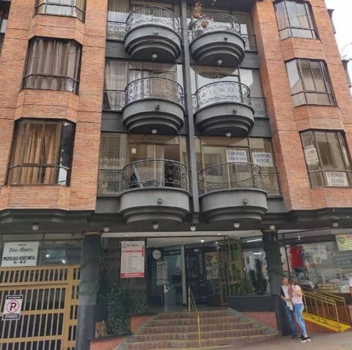 Apartaestudio en venta Risaralda Pereira Sector Galeria Central 42 m2 Habitaciones 2 Baños 1 Garajes 0 Precio $160000000