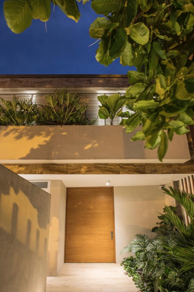 Casa en venta Valle Del Cauca Cali Santa Teresita 570 m2 Habitaciones 4 Baños 6 Garajes 4 Precio $2600000000