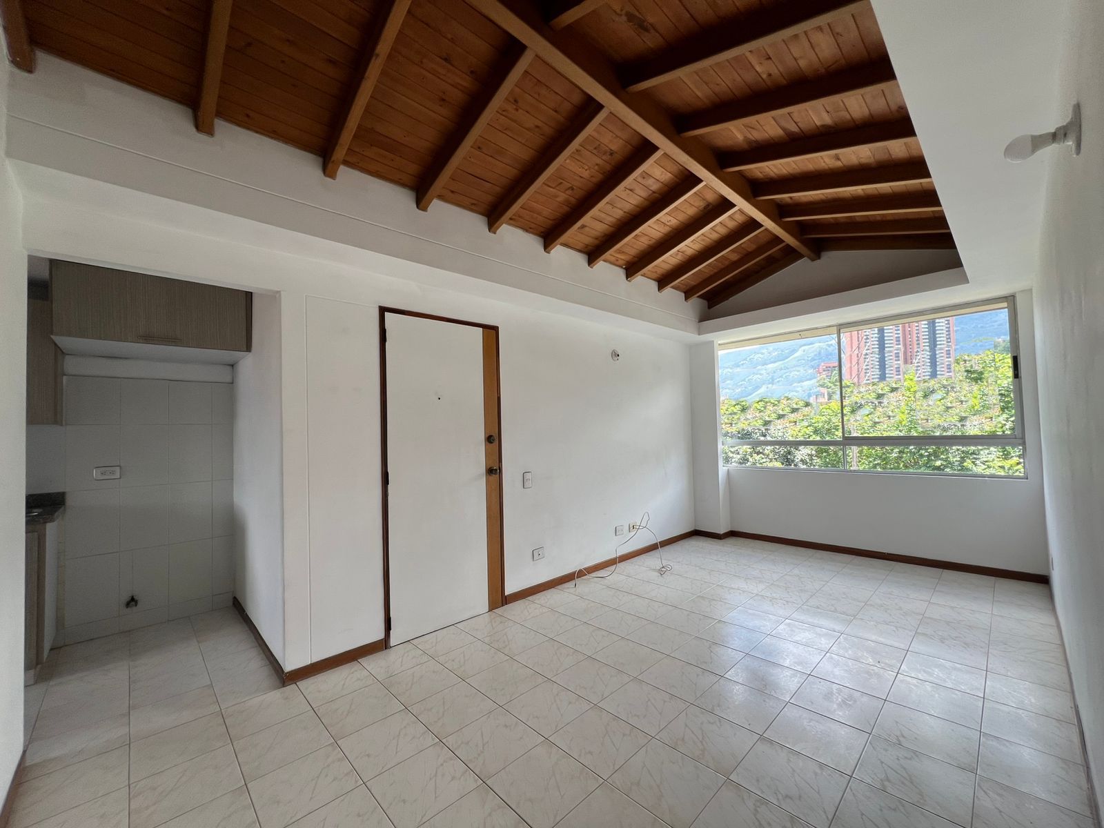 Apartamento en arriendo o venta Antioquia Envigado San José 63 m2 Habitaciones 3 Baños 2 Garajes 1 Precio venta $405000000 Precio arriendo $2350000