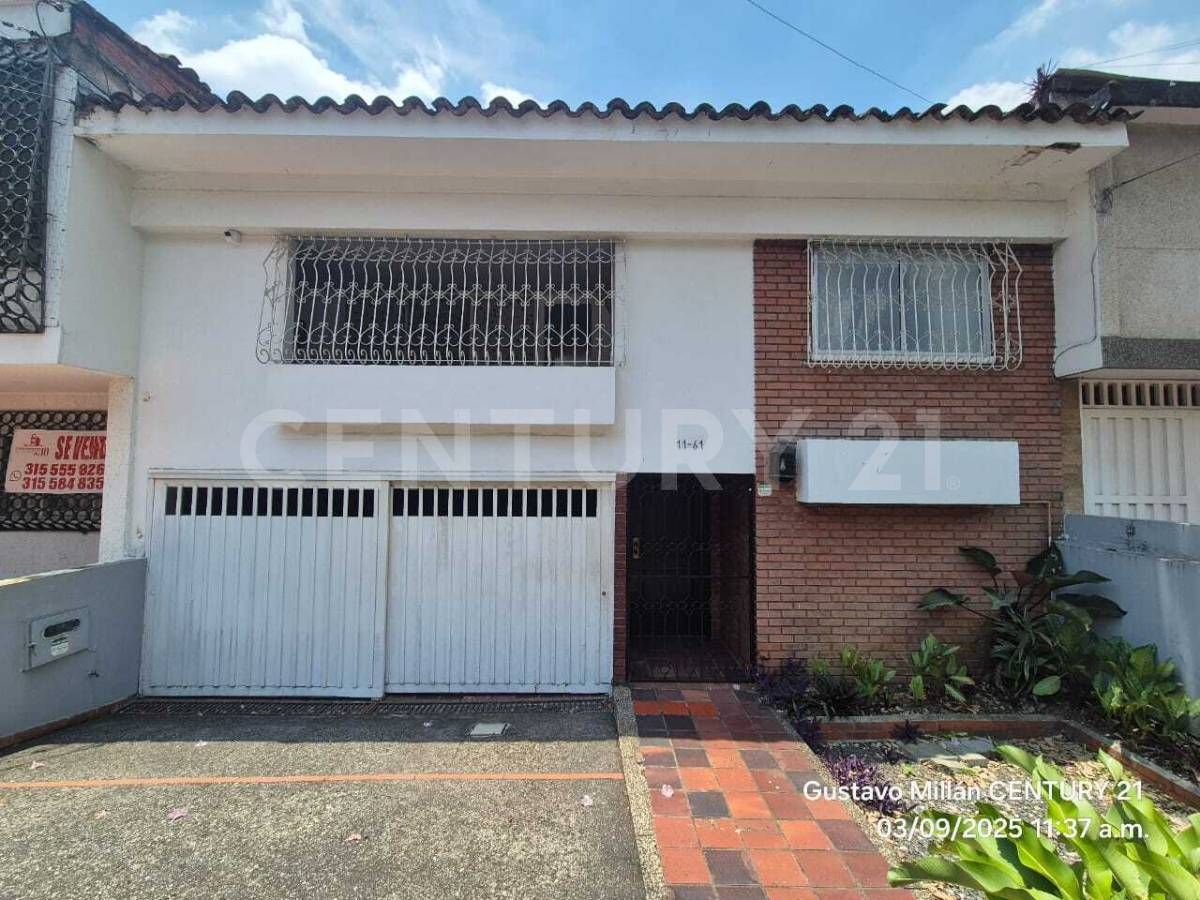 Casa en venta Valle Del Cauca Cali Santa Rita 393 m2 Habitaciones 3 Baños 3 Garajes 0 Precio $969000000