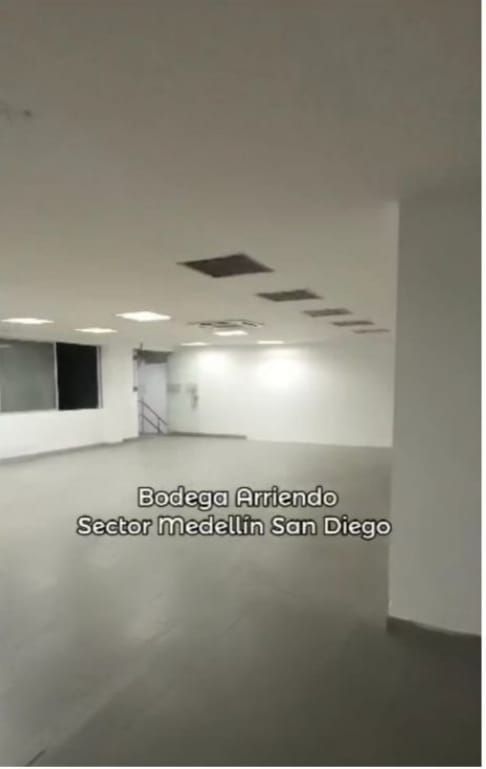 Bodega en arriendo Antioquia Medellín Astorga 434 m2 Habitaciones 0 Baños 2 Garajes 0 Precio $30000000