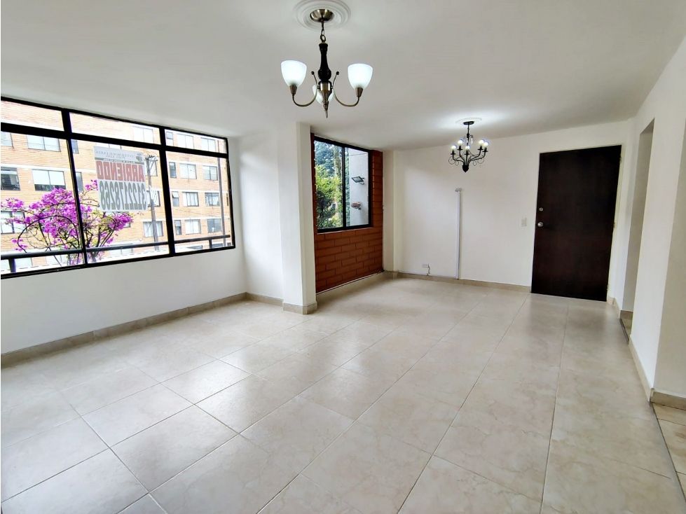 Apartamento en arriendo Antioquia Medellín Asomadera No1 69 m2 Habitaciones 2 Baños 2 Garajes 1 Precio $2800000