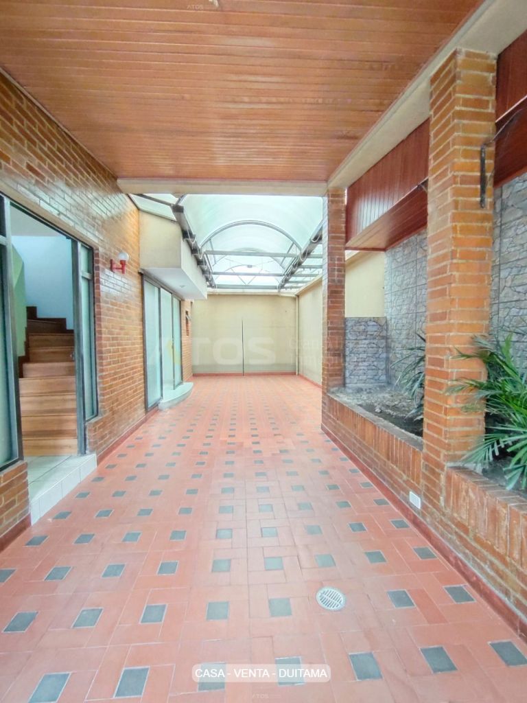 Casa en venta Boyacá Duitama San Vicente 183 m2 Habitaciones 3 Baños 3 Garajes 2 Precio $470000000