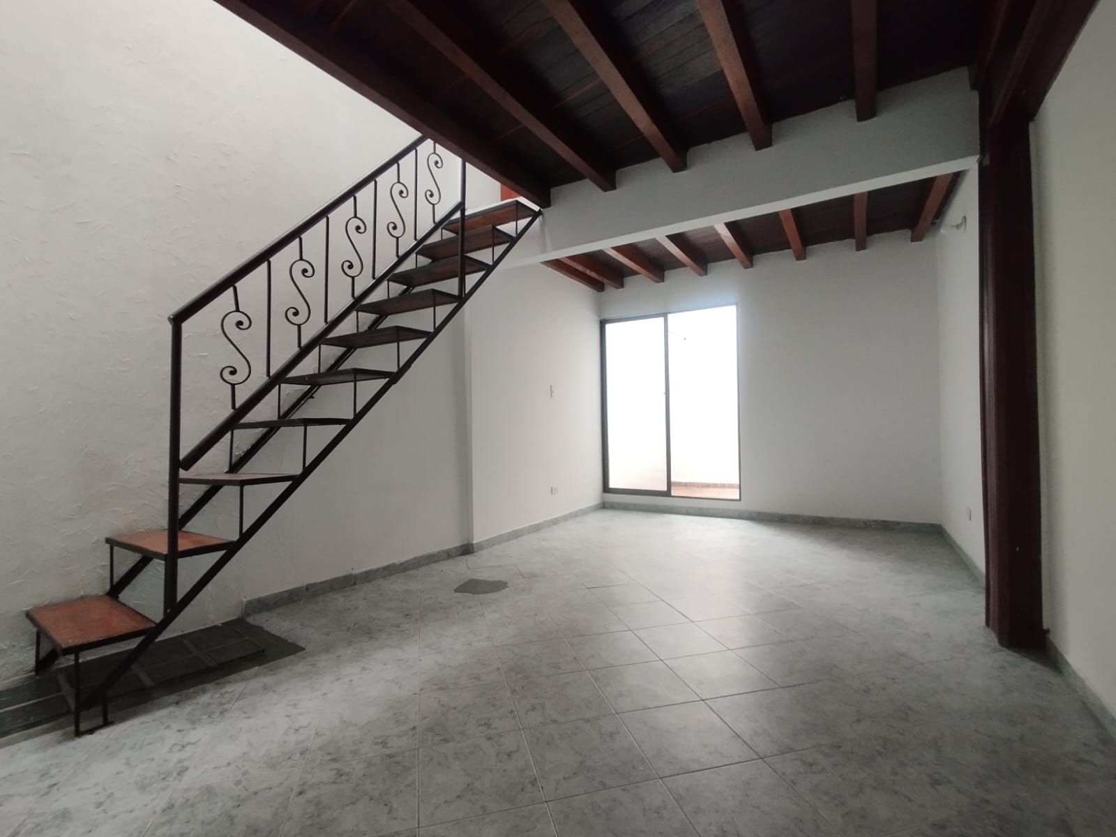 Apartamento en arriendo Antioquia Envigado El Dorado 127 m2 Habitaciones 3 Baños 3 Garajes 0 Precio $3000000