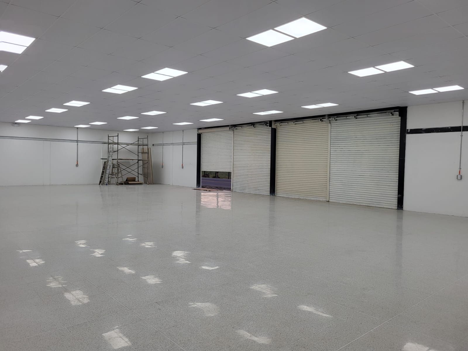 Bodega en arriendo Antioquia La Ceja Centro 420 m2 Habitaciones 0 Baños 2 Garajes 0 Precio $15000000