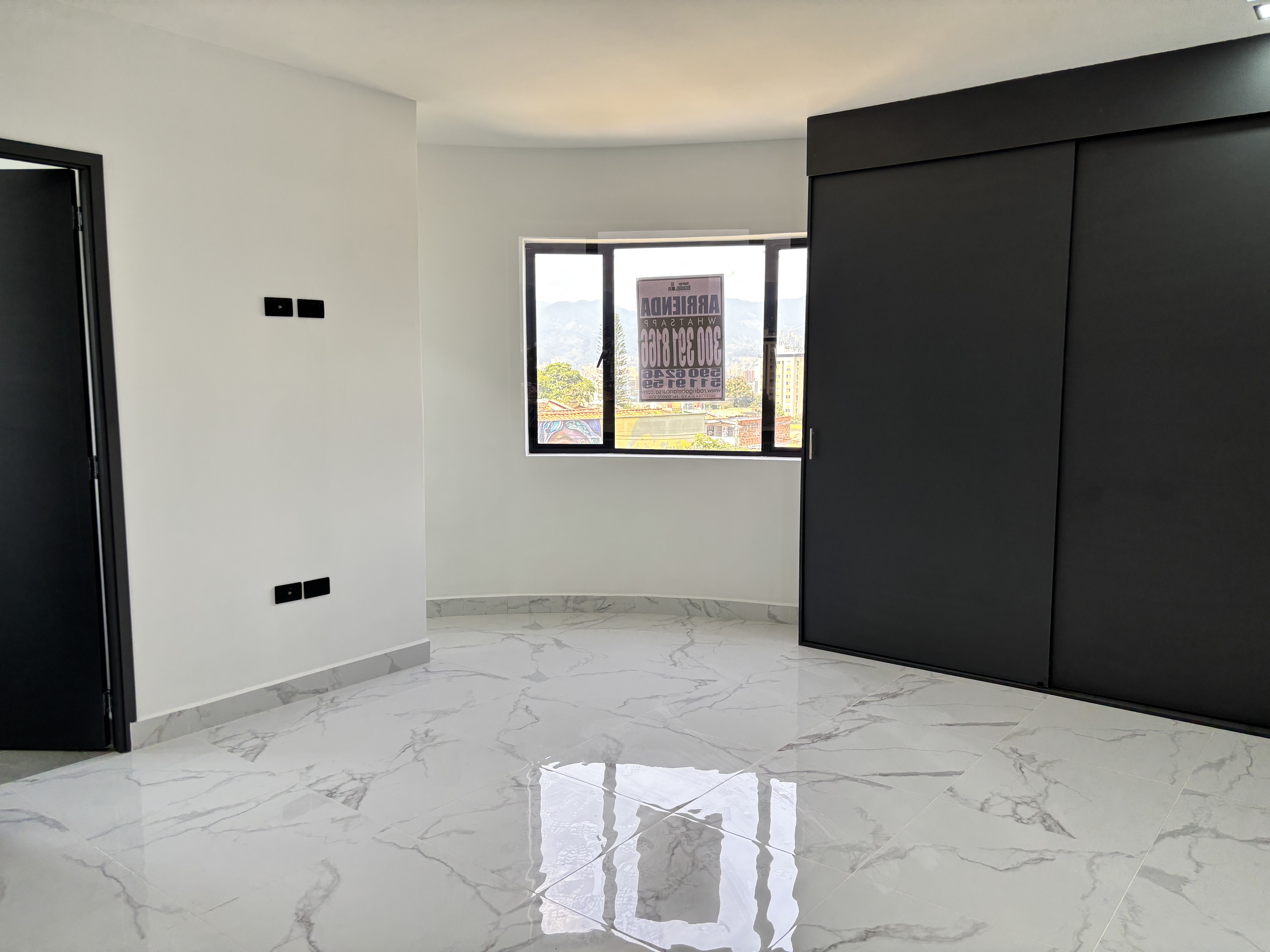 Apartaestudio en arriendo Antioquia Medellín San Pedro 32 m2 Habitaciones 0 Baños 1 Garajes 0 Precio $1550000