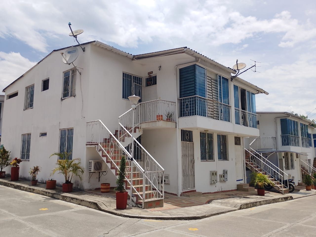 Apartamento en venta Tolima Melgar 17 De Enero 57 m2 Habitaciones 3 Baños 2 Garajes 1 Precio $160000000