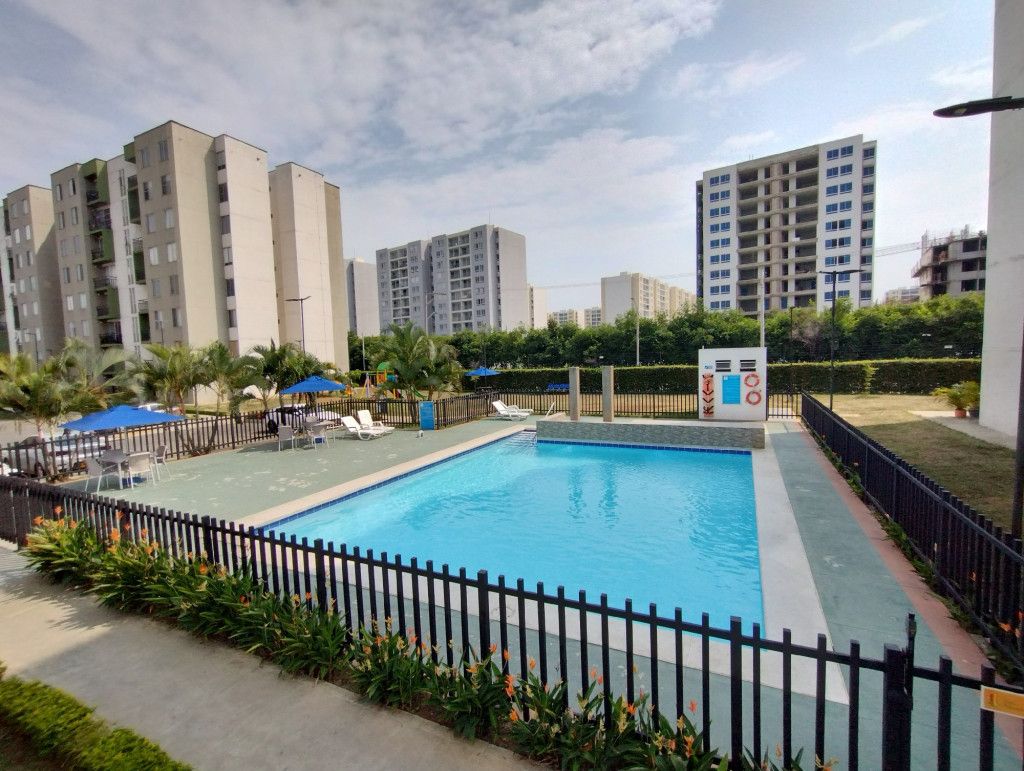 Apartamento en venta Valle Del Cauca Cali Conjunto Residencial Mandarinos 62 m2 Habitaciones 3 Baños 2 Garajes 1 Precio $241500000