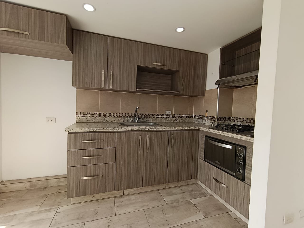 Apartamento en arriendo Antioquia Rionegro El Porvenir 54 m2 Habitaciones 2 Baños 2 Garajes 0 Precio $1600000