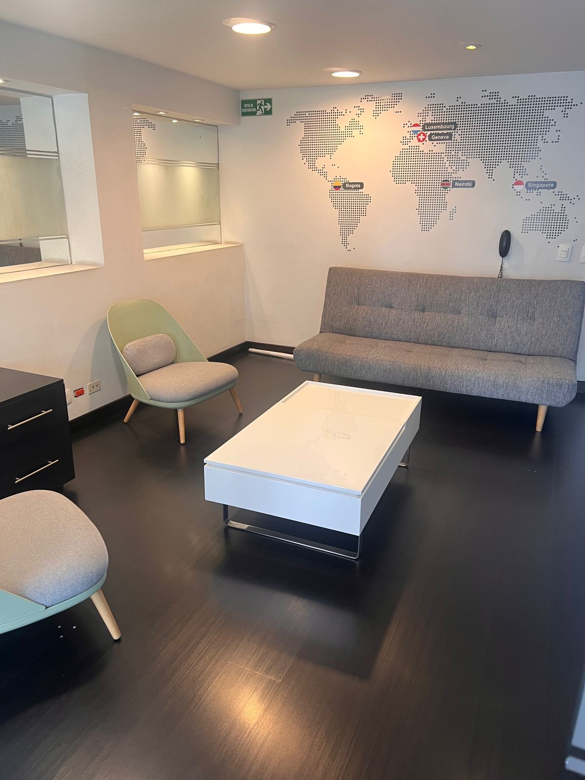 Oficina en venta Cundinamarca Bogotá Emaus 120 m2 Habitaciones 0 Baños 3 Garajes 1 Precio $850000000