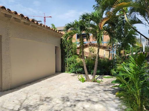 Local en arriendo Antioquia Medellín Las Lomas No1 35 m2 Habitaciones 0 Baños 1 Garajes 0 Precio $4000000