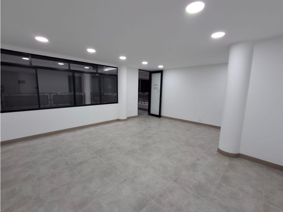 Oficina en arriendo Antioquia Sabaneta Entre Amigos 28 m2 Habitaciones 0 Baños 1 Garajes 0 Precio $2300000