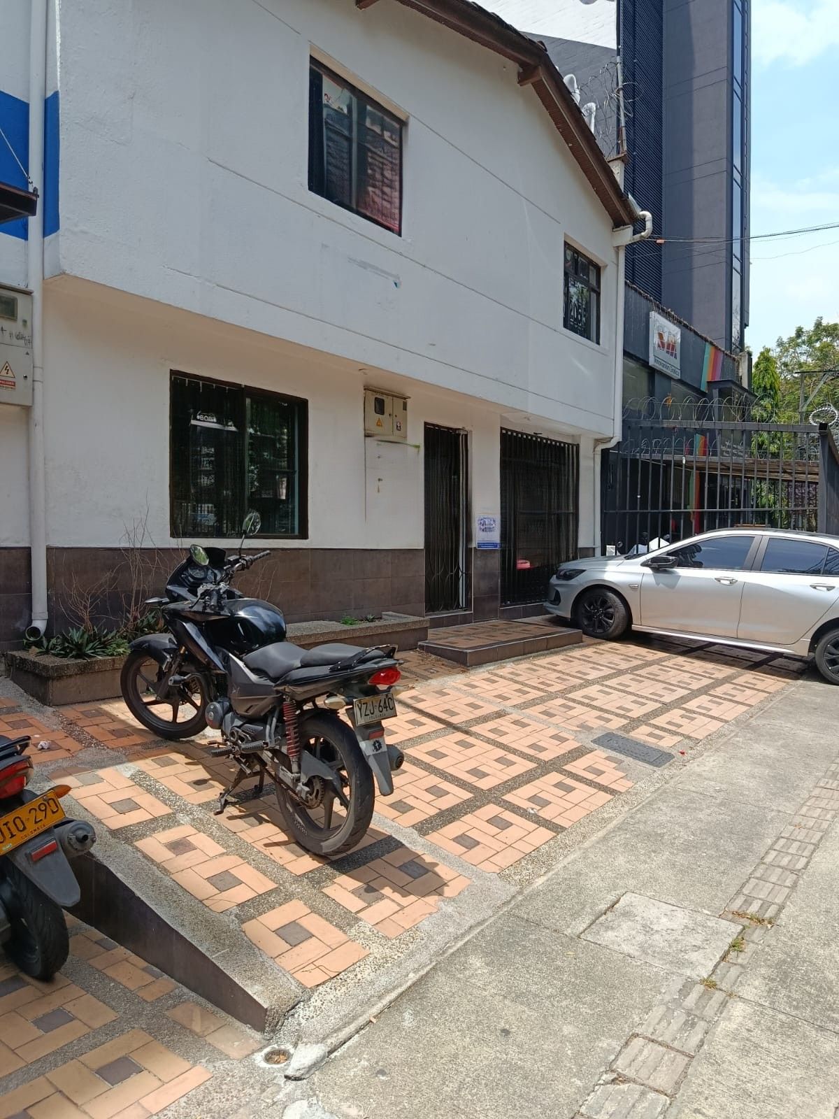 Oficina en arriendo Antioquia Medellín Los Conquistadores 192 m2 Habitaciones 0 Baños 0 Garajes 0 Precio $5500000