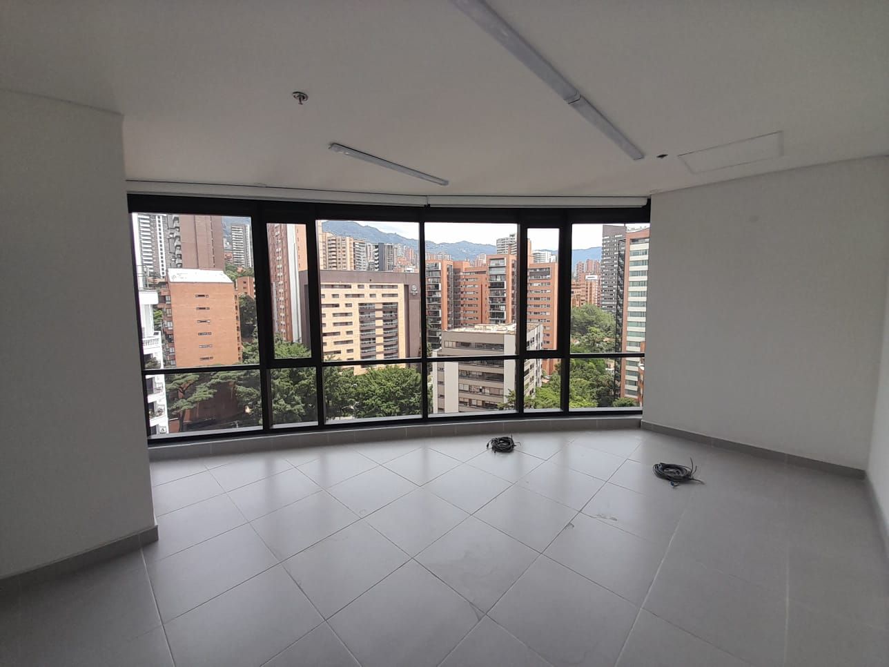 Oficina en arriendo Antioquia Medellín La Aguacatala 53 m2 Habitaciones 0 Baños 1 Garajes 0 Precio $6000000